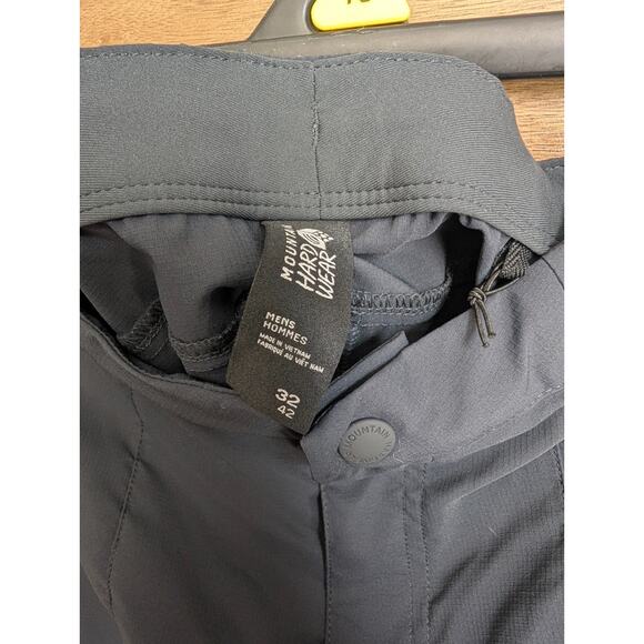 Mountain Hardwear Broad Spectrum Shorts Mens 32 Navy UV Sun Protection Hiking - Picture 3 of 3